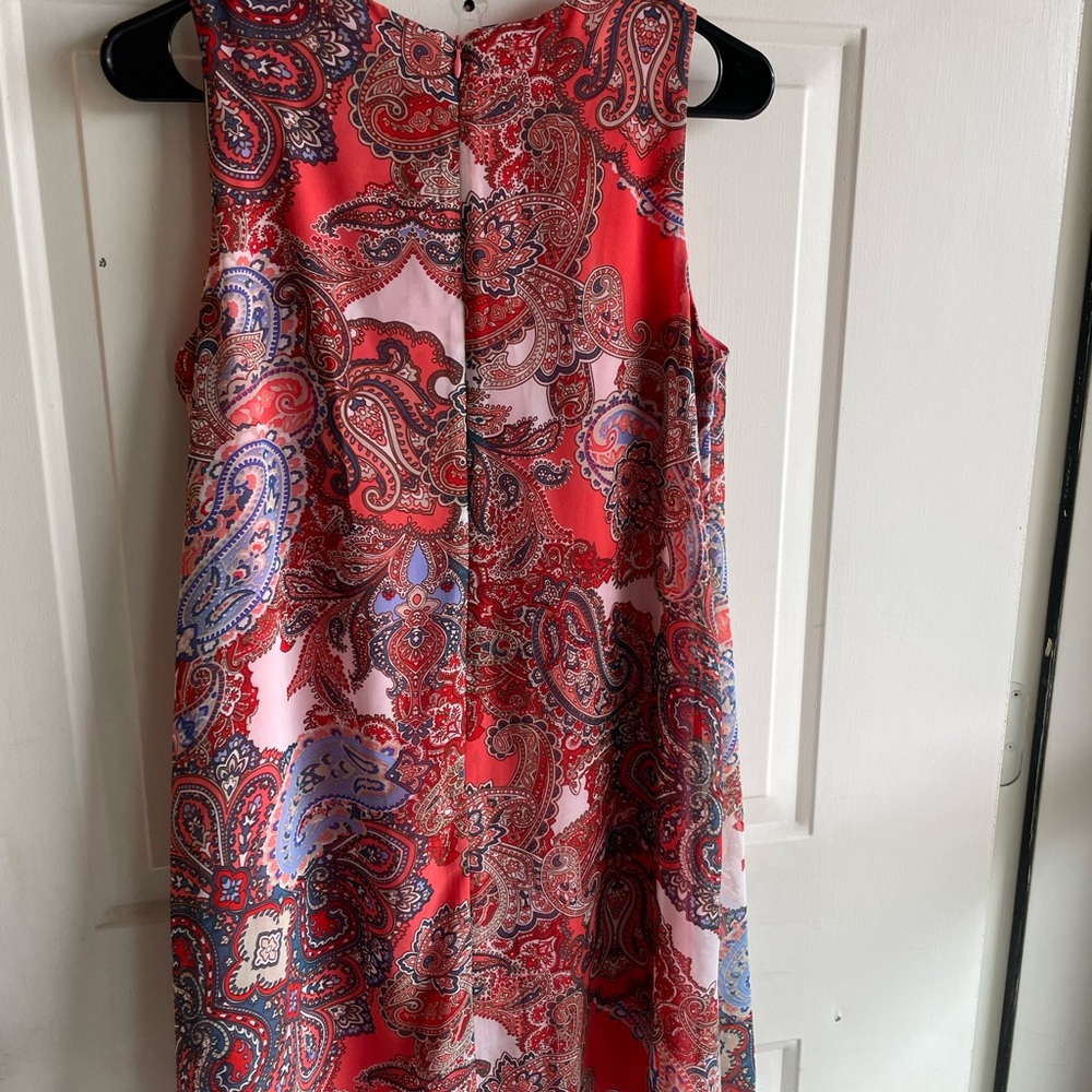 Dress - Picture 8 of 8